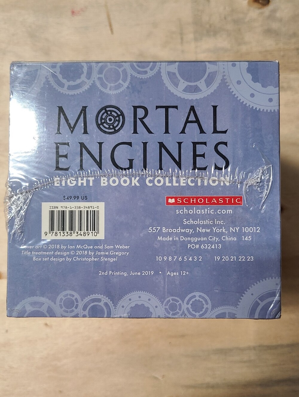 Mortal Engines Paperback Set - Picture 4 of 4